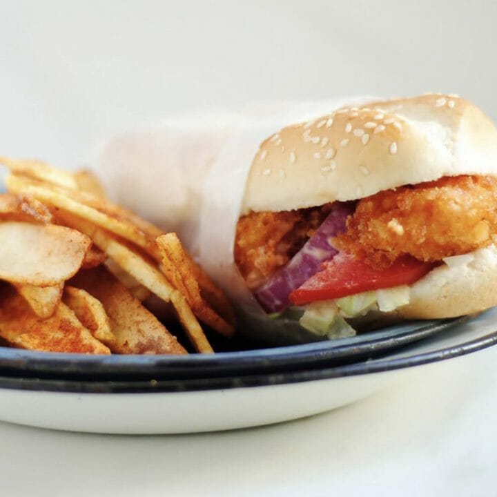 This shrimp po'boy sandwich will have you channeling the deliciousness of New Orleans' highly-acclaimed food scene! So scrumptious!