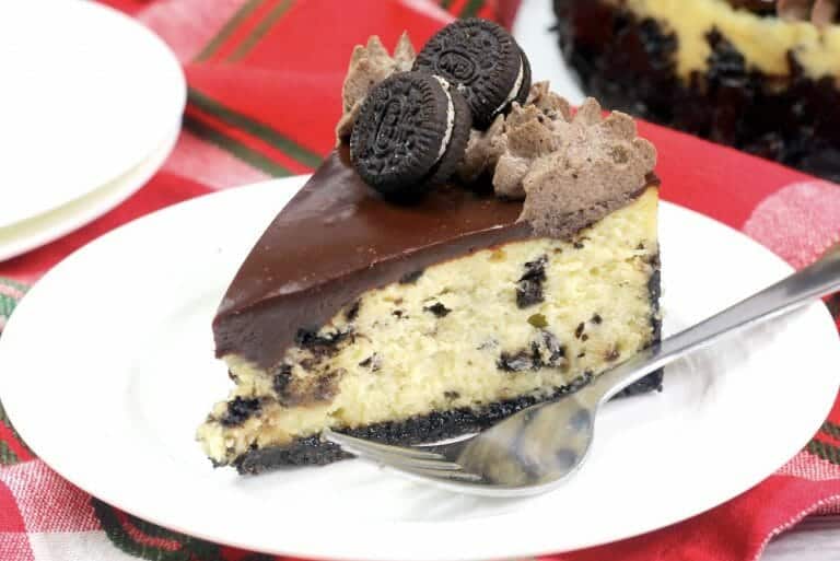 This Instant Pot Oreo Cheesecake is thick, creamy and full of Oreo flavor. For any Oreo fan, this cheesecake is perfect: it’s got chunks of Oreo cookie, sits on a homemade Oreo crust and boasts an Oreo-infused whipped cream. What more could you ask for?!