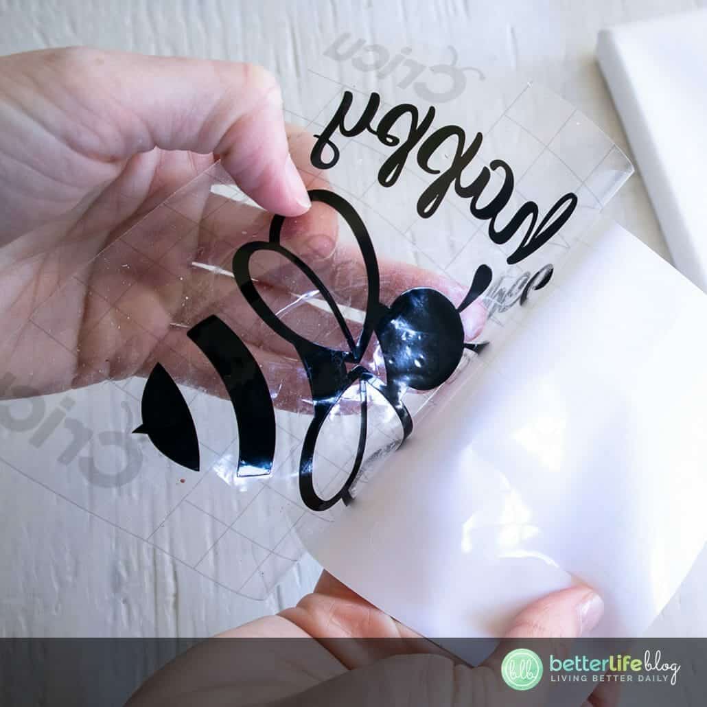 Make your first Cricut Joy project with this ultra easy (and ultra cute) DIY! You can make your very own printed canvas with the nifty Cricut Joy machine.