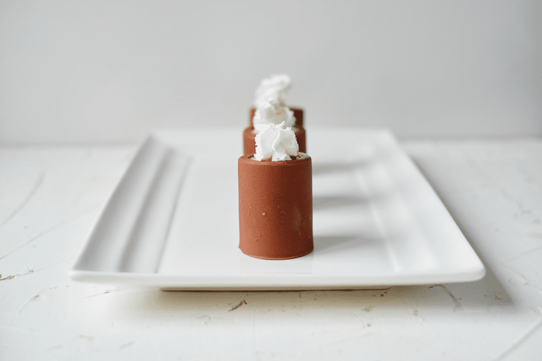 These edible hot chocolate shots will be a hit at your next gathering. They’re simple to make but will make a lasting impression with your guests! It’s double the chocolate for double the fun!