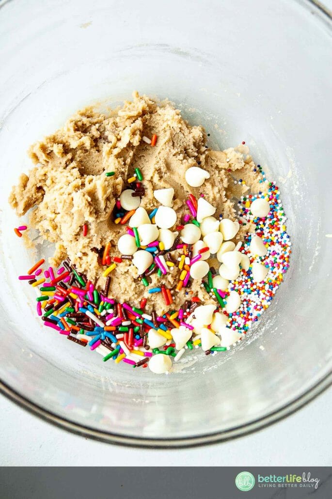 What’s the most tempting part to baking cookies? Not eating all of the cookie dough, of course! my Funfetti Cookie Dough recipe is completely safe to munch on AND it’s absolutely delicious!