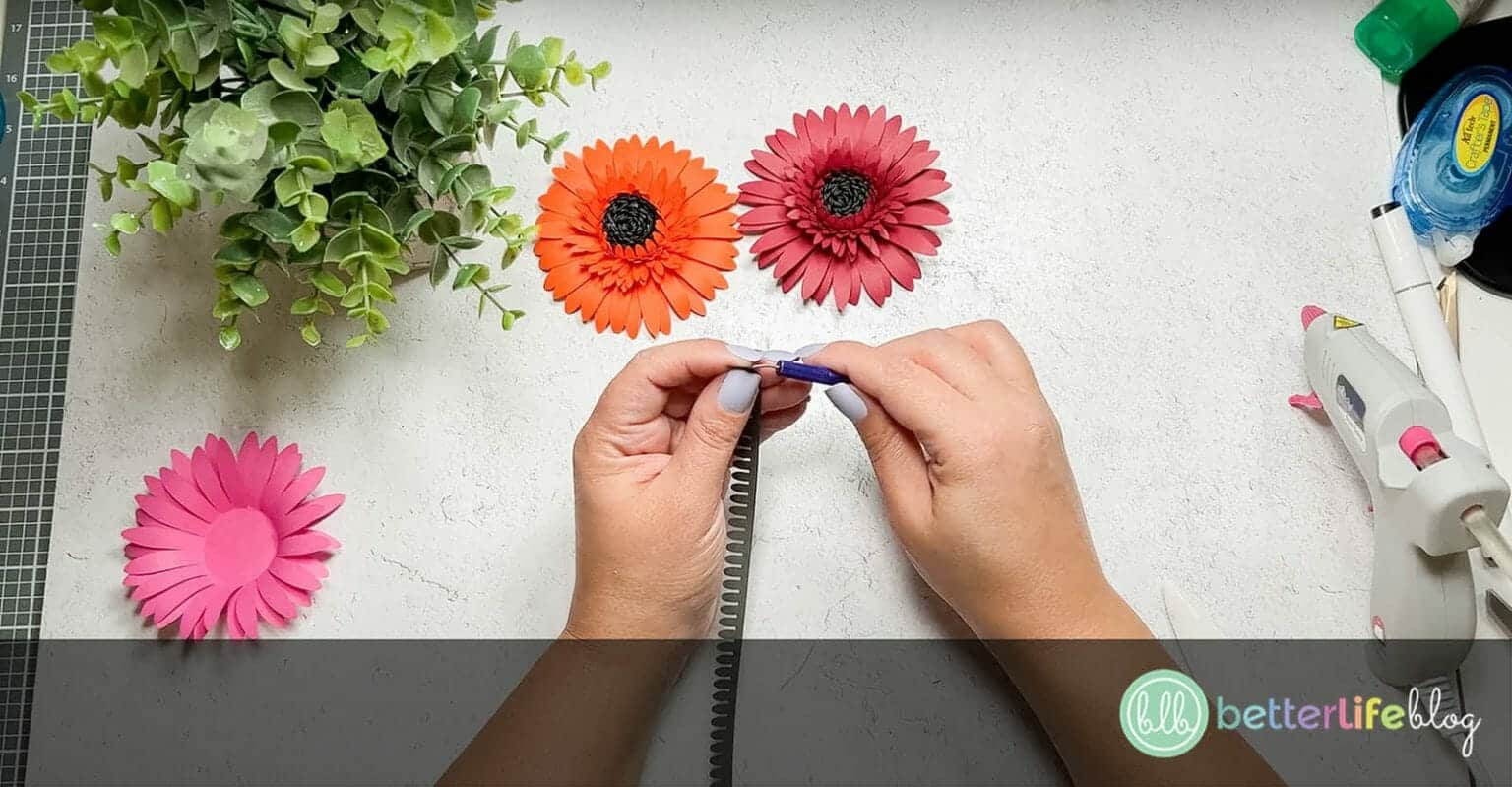 Beautiful Paper Gerbera Daisies – How to Make Cricut Paper Flowers ...