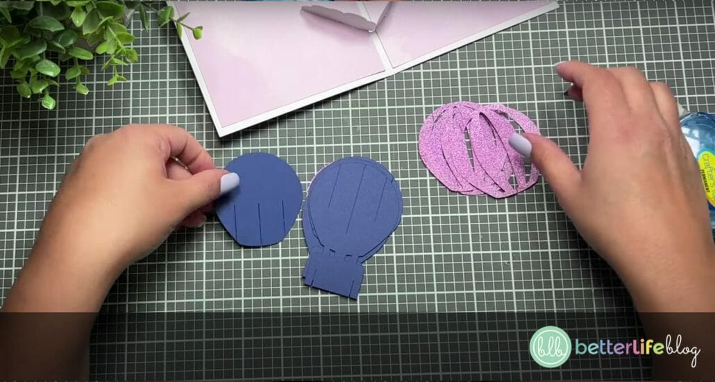 Cardstock pieces to make a 3D hot air balloon