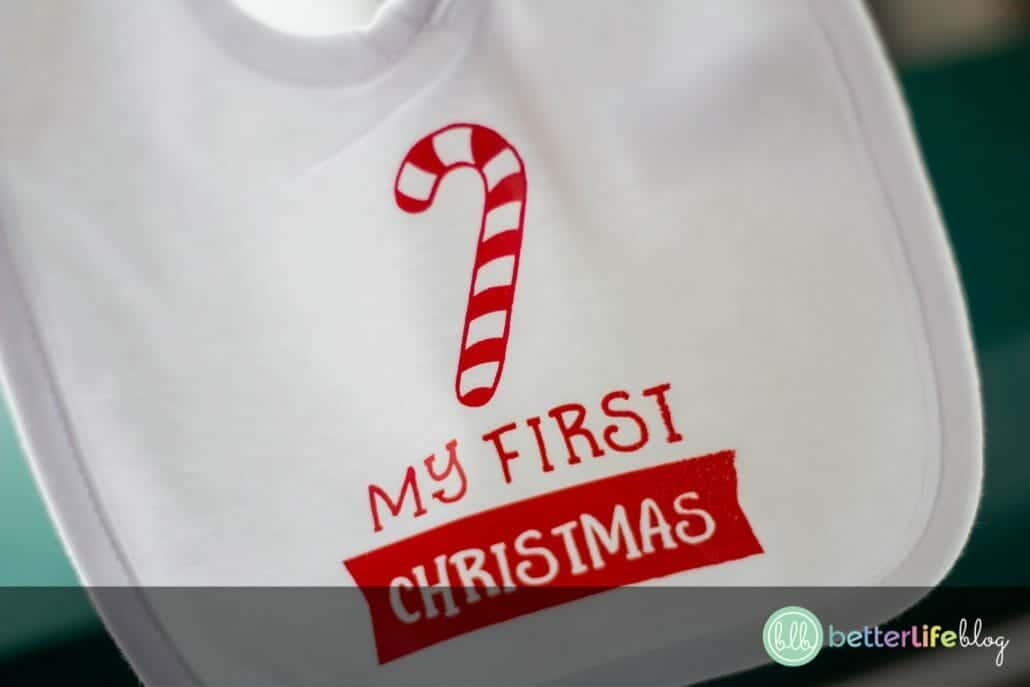 Make your baby’s “firsts” that much more special with this adorable DIY “Baby’s First Holidays Bibs Set.” You’ll find a bib for just about every celebration… and they’re made with the help of your Cricut cutting machine!