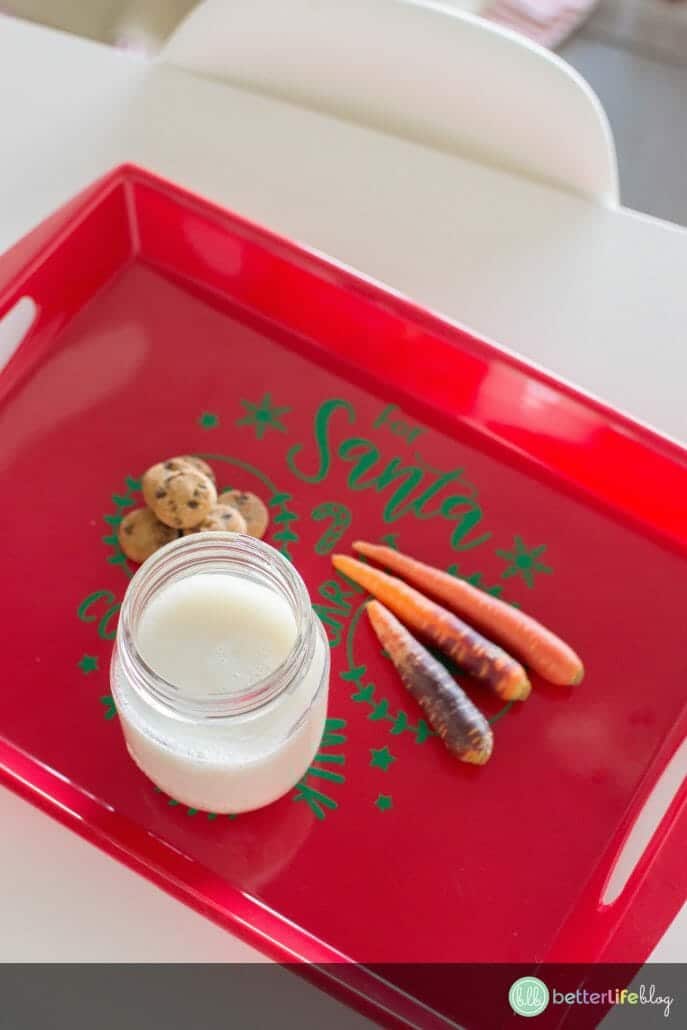 This year, give Santa his cookies in the cutest way possible – all with the help of this “Cookies for Santa Plate” SVG! In a few simple steps, you can create the cutest plate to showcase all the treats you have to offer for Santa Claus.