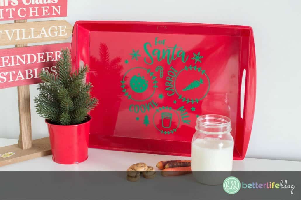 Have you hopped on the “Cookies for Santa Plate” trend? Make one of your very own with our helpful Cookies for Santa Plate SVG and tutorial!
